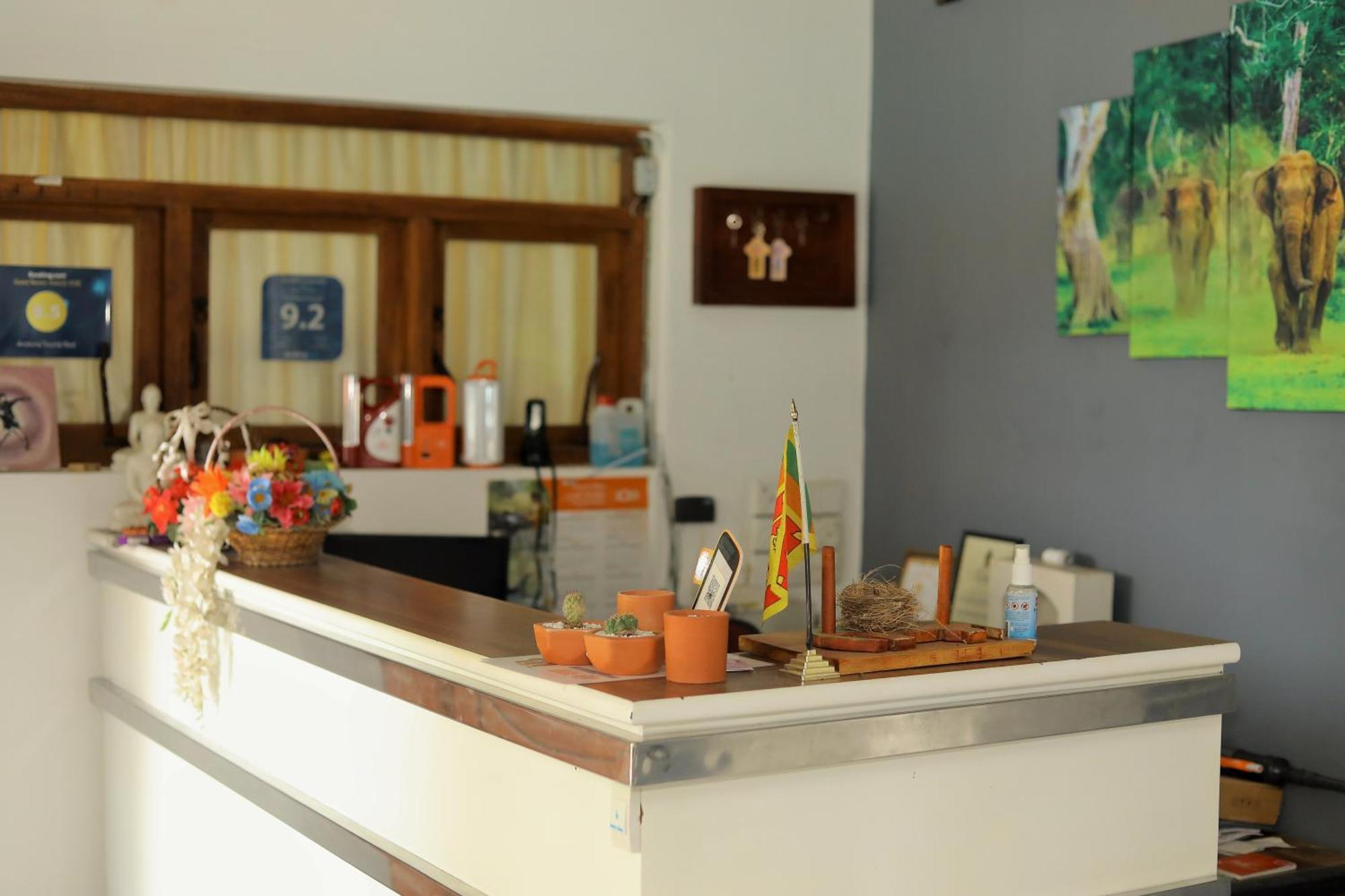 Andorra Tourist Resort Anuradhapura Eksteriør bilde